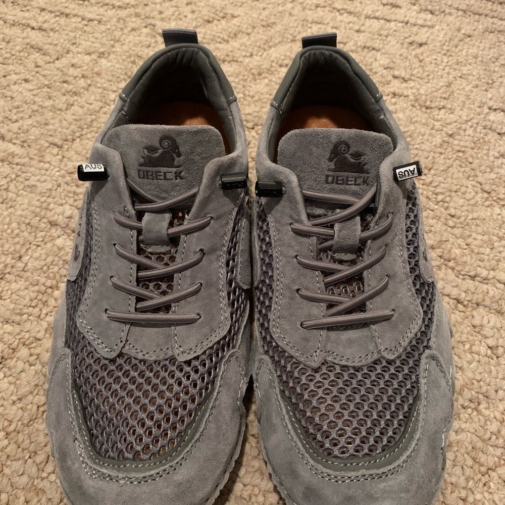 DBECK  Airwalker hiking shoes